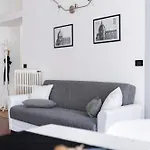 Spacious & Bright, Next To The Duomo Of Florence, Michelangelo, With Patio Lejlighed Firenze