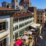 Lejlighed Spacious & Bright, Next To The Duomo Of Florence, Michelangelo, With Patio *