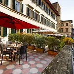 Spacious & Bright, Next To The Duomo Of Florence, Michelangelo, With Patio Lejlighed *