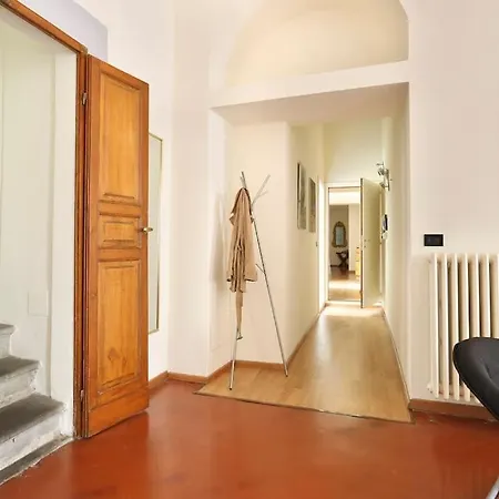 Spacious & Bright, Next To The Duomo Of Florence, Michelangelo, With Patio Florence