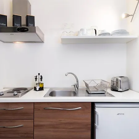 Lejlighed Spacious & Bright, Next To The Duomo Of Florence, Michelangelo, With Patio