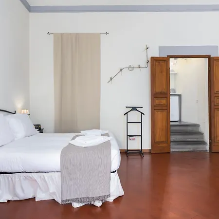 Spacious & Bright, Next To The Duomo Of Florence, Michelangelo, With Patio Firenze