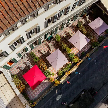 Lejlighed Spacious & Bright, Next To The Duomo Of Florence, Michelangelo, With Patio